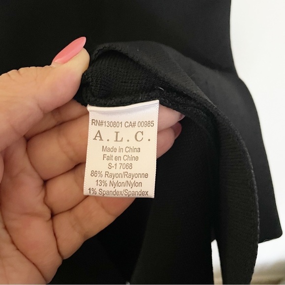 New. A.L.C Bodycon Knit Dress Size Medium - Picture 3 of 6